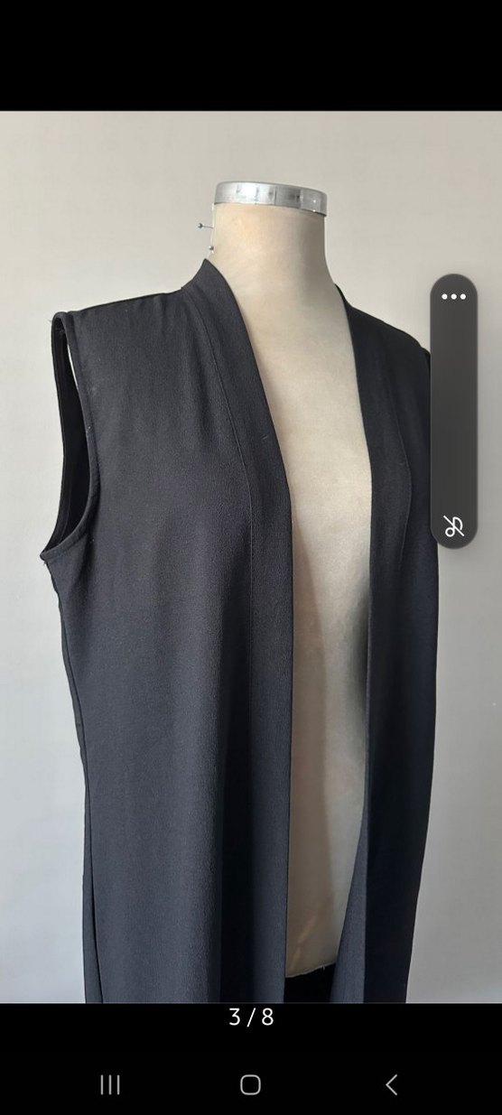 Siyah Uzun Drapeli Kolsuz Kadın Yelek - Görsel 3