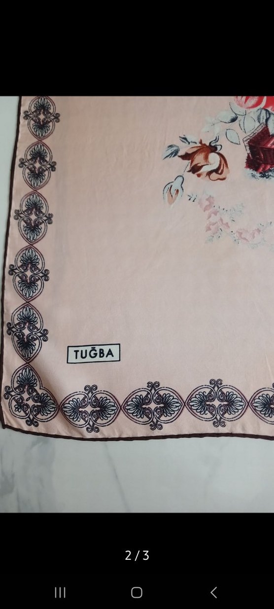 Çiçek Desenli Vintage Kadın Eşarp - Görsel 2