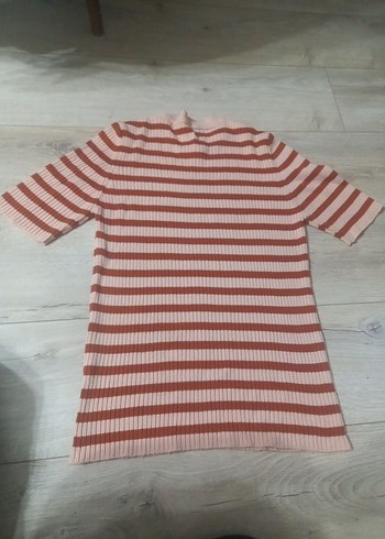 Pembe Çizgili Kısa Kollu Kadın Triko - Görsel 4