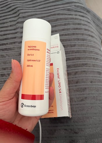 Excipial Lipo %4 Emülsiyon 200 mL