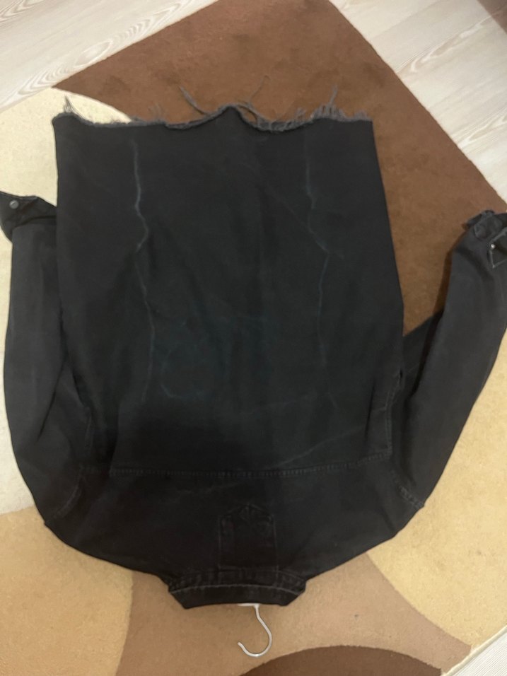 Siyah Düğmeli Uzun Kesim Kot Ceket - Görsel 2