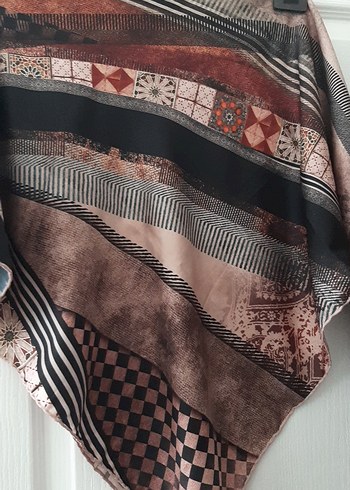 Bohem Tarzı Kahverengi Desenli Kadın eşarp - Görsel 3