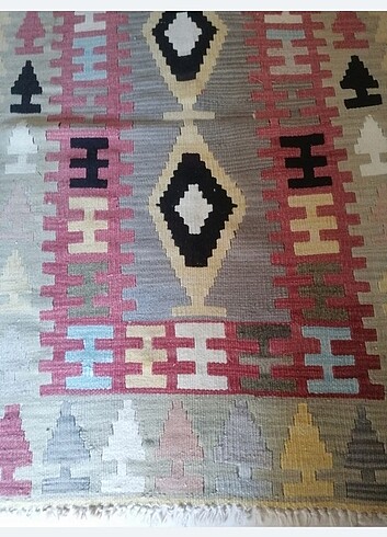 El dokuma kilim 