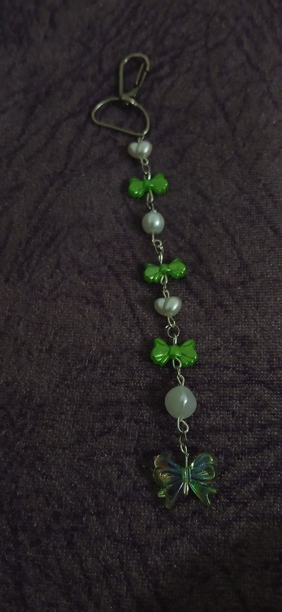 Zincir Detaylı Yeşil Kadın Anahtarlık/Çanta Charmı - Görsel 3