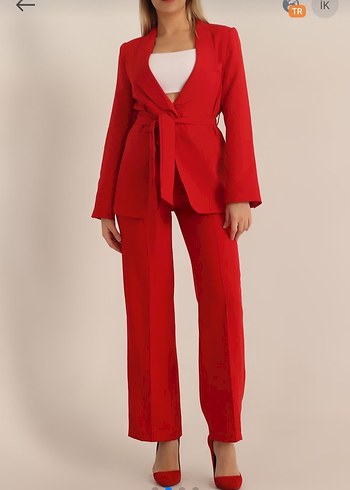 Kadın Kırmızı Kuşaklı Uzun Ceketli Takım - Görsel 3