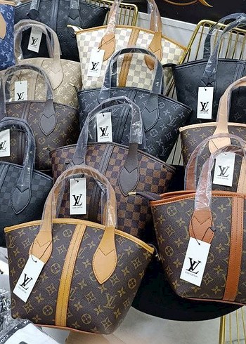 Louis Vuitton ASELAS