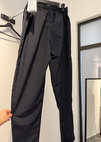 Nike Siyah Spor Rahat Kesim Eşofman Altı - Görsel 3