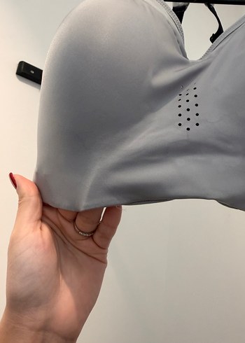 Nike Gri Tam Destekli Sporcu Sütyeni - Görsel 2