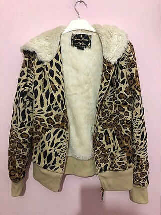 Mevsimlik leopar ceket