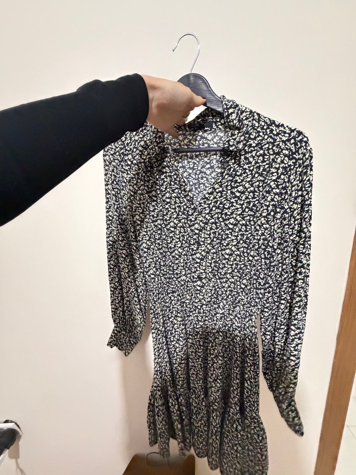 MAVİ Gri Çiçek Desenli V Yaka Kadın Elbise - Görsel 4