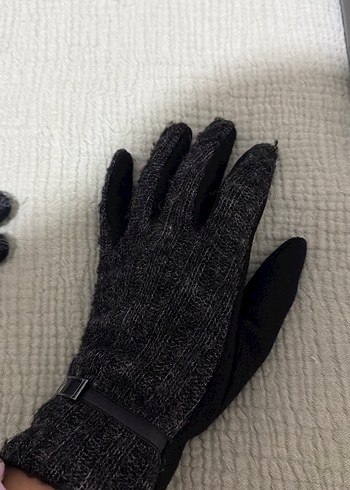Siyah Örgü Kadın Eldivenleri - Görsel 3