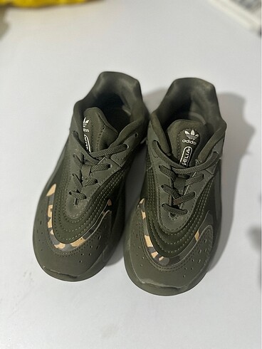Adidas çocuk ayakkabı
