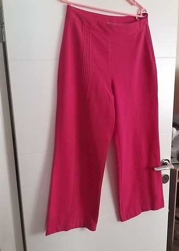 Pilise Detaylı Pembe Kadın Pantolon