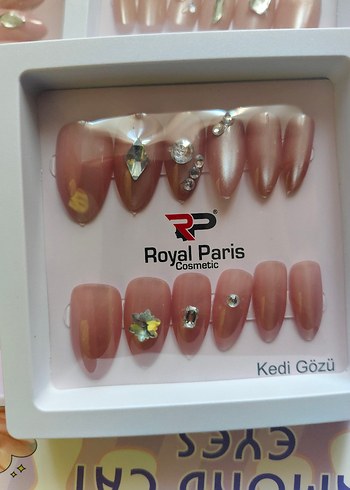Royal Paris kedi gözü Işıltılı Tırnak Süsleri - Görsel 2