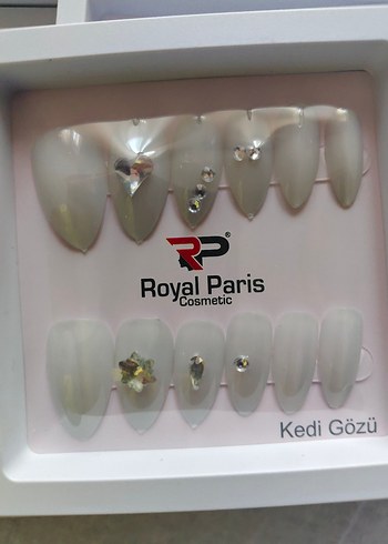 Royal Paris Beyaz Kedi Gözü takma tırnak - Görsel 3