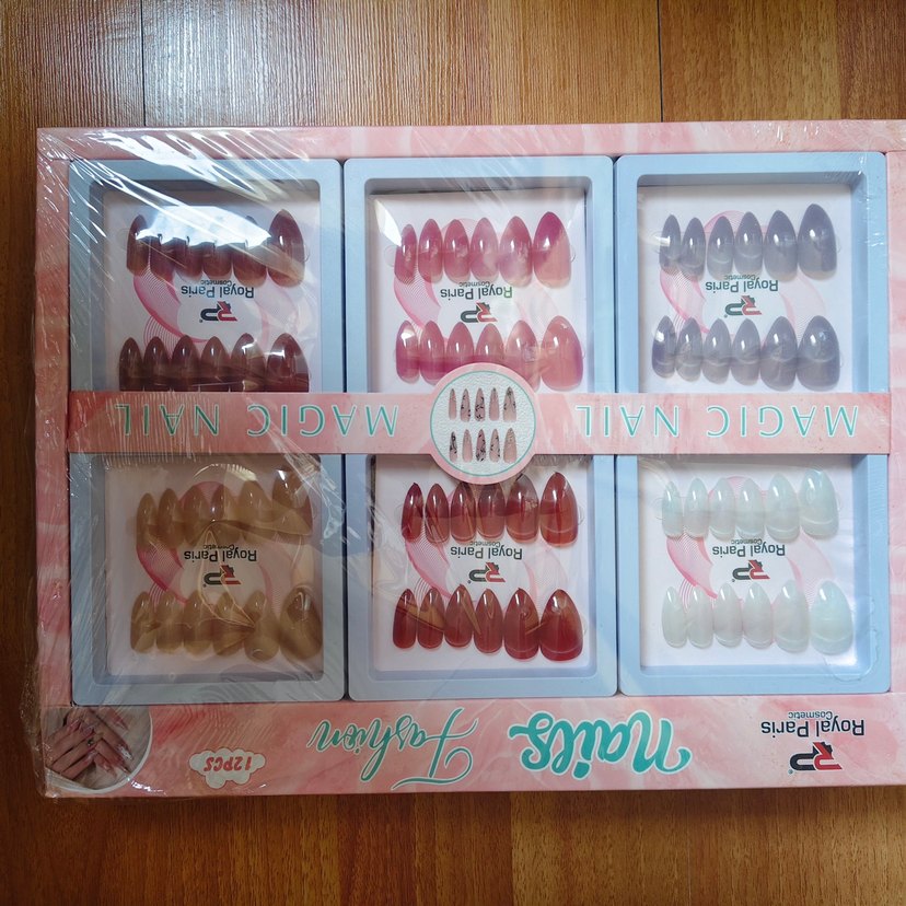 Royal Paris Pastel Bej Tırnak Süslemeleri - Görsel 2