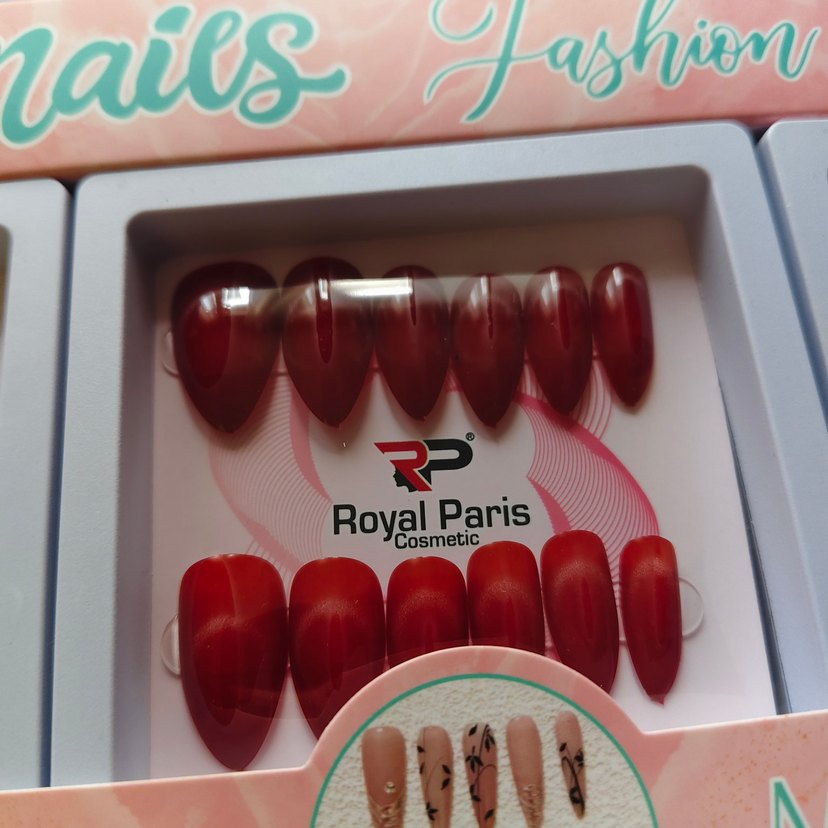 Royal Paris Bordo Takma Tırnak Seti - Görsel 5