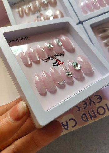 Royal Paris kedi gözü Pembe Taşlı Tırnak Süslemeleri - Görsel 3