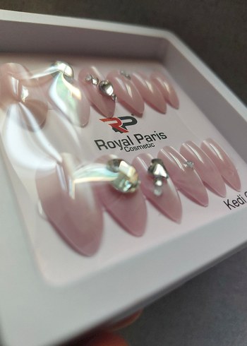 Royal Paris Pastel Pembe Taşlı Takma Tırnak Seti - Görsel 3