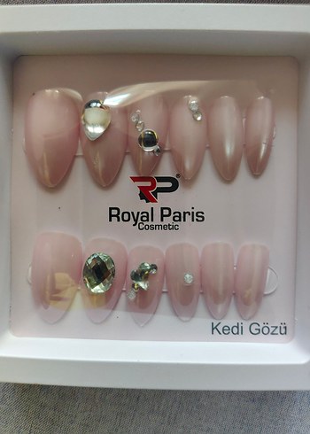 Royal Paris Pastel Pembe Taşlı Takma Tırnak Seti - Görsel 4
