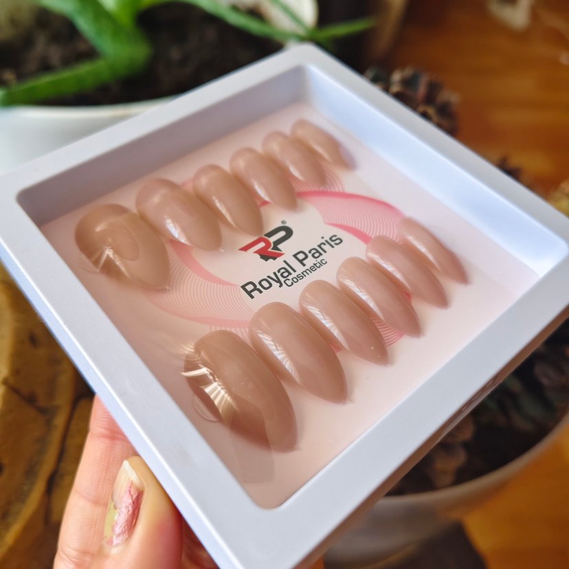 Royal Paris Bej Tırnak Süslemeleri - Görsel 2