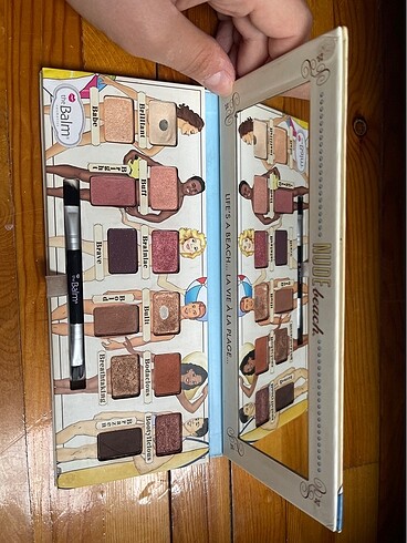 Beden Renk The Balm nude far paleti