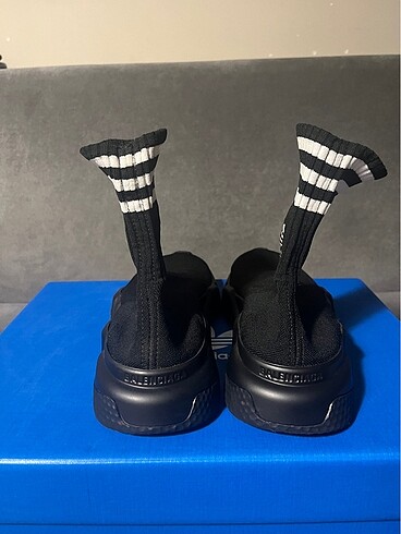 37 Beden Balenciaga x Adidas sneakers
