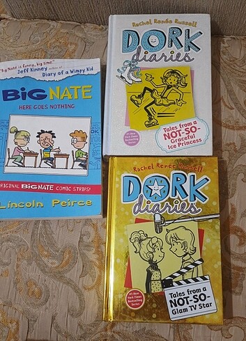 İngilizce kiraplar. Dork diaries