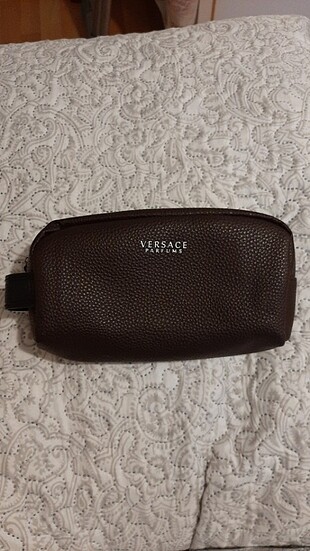 VERSACE MAKYAJ CANTASI 