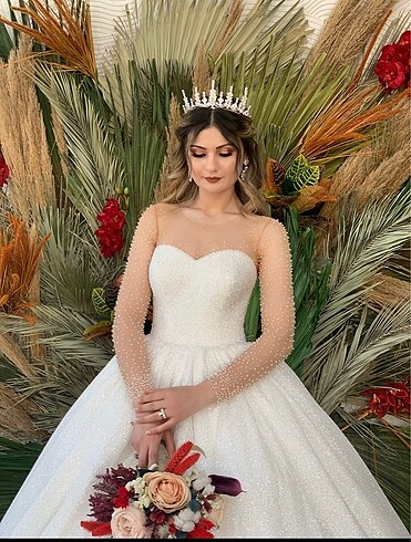 Diğer Prenses model gelinlik