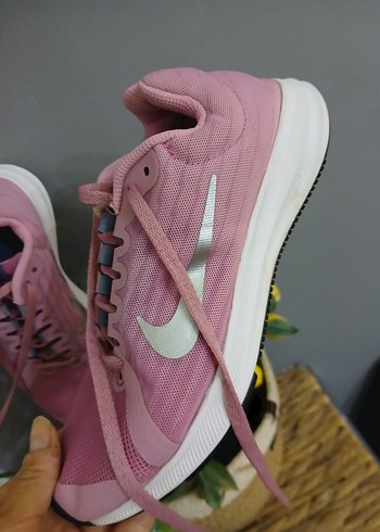 35 Beden Nike Kadın Pembe Bağcıklı Sneakers
