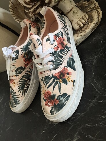 H&M MARKA YENİDEN FARKSIZ SNEAKER AYAKKABI