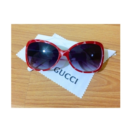 Gucci gucci güneş gözlüğü
