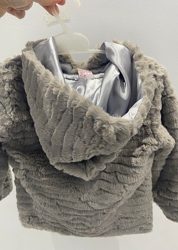 Kız Çocuk Gri Kürklü Zebra Desenli Mont - Görsel 3