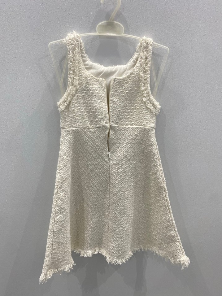 Beyaz Örgü Kız Elbisesi V Yaka - Görsel 3