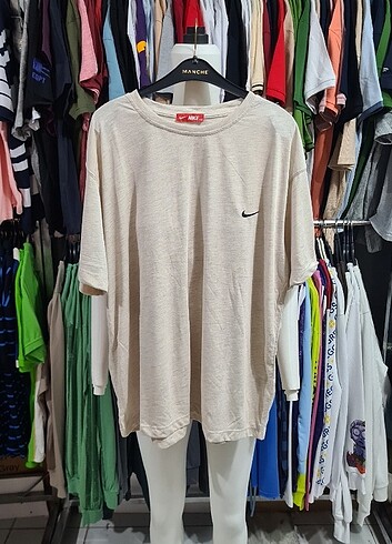 Nike tshirt