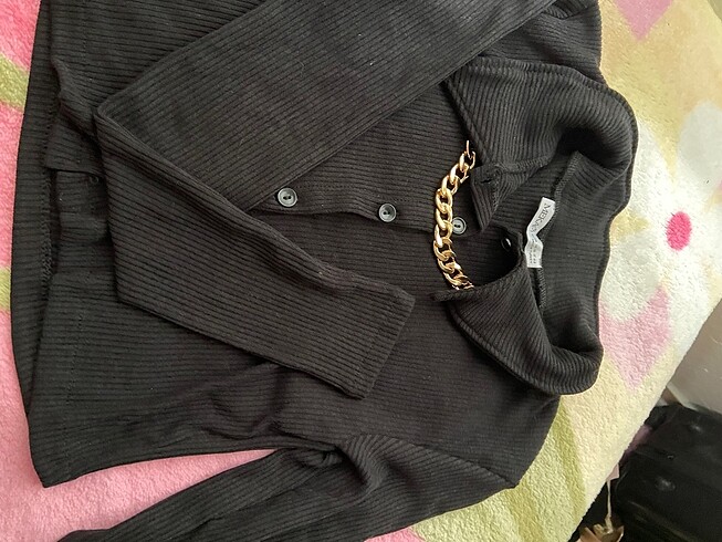 s Beden Siyah düğmeli crop