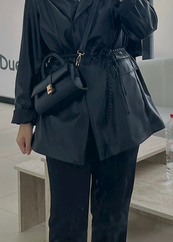 Kadın Siyah Deri Kemerli Ceket - Görsel 2