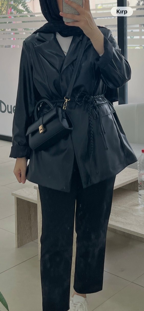 Kadın Siyah Deri Kemerli Ceket - Görsel 2