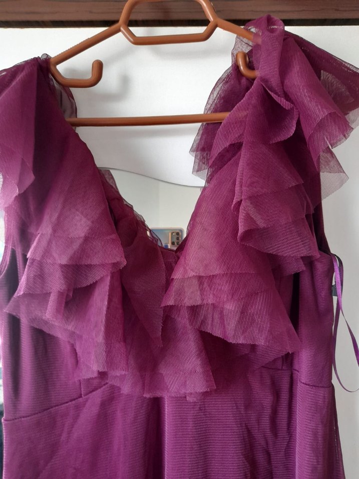 Mor V Yakalı Uzun Fırfırlı Kadın Abiye Elbise - Görsel 3