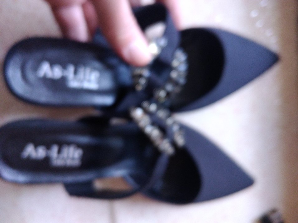 Zincir Detaylı Siyah Yılan Desenli Topuklu Ayakkabı - Görsel 3