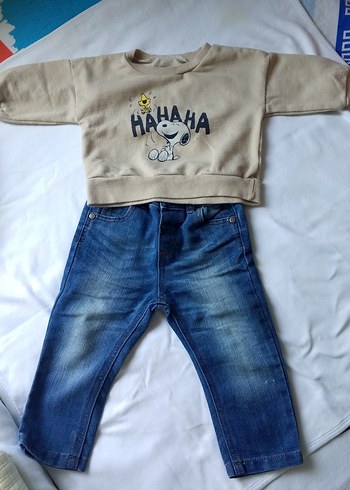 Baskılı Sweatshirt ve Düğmeli Kot Pantolon Seti