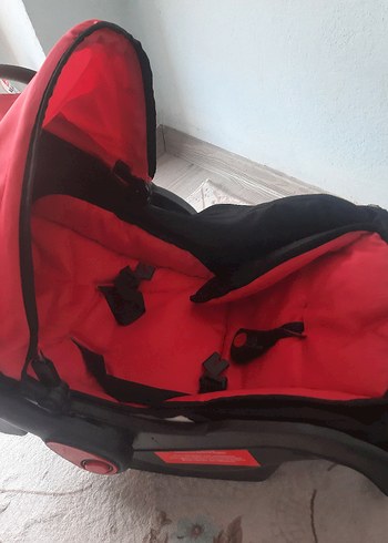Kırmızı Bebek Oto Koltuğu - Görsel 2