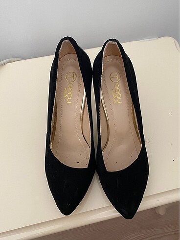 37 Beden siyah Renk Siyah süet stiletto