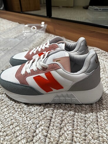 New Balance Spor ayakkabı