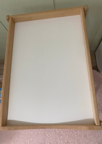 Diğer Bej Pastel Bebek Alt Değiştirme Masası