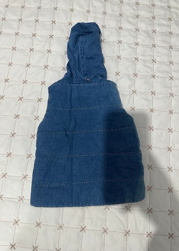 Kapüşonlu Nakışlı Kız Kot Yelek - Görsel 2