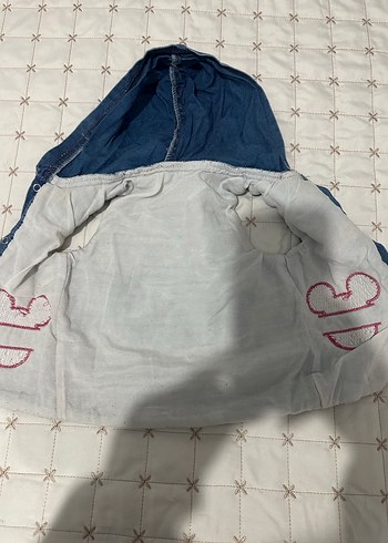 Kapüşonlu Nakışlı Kız Kot Yelek - Görsel 3