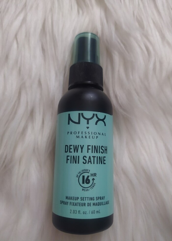 Nyx dewy finish setting spray (60ml) - Görsel 3