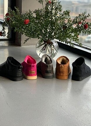 Ultra mini ugg